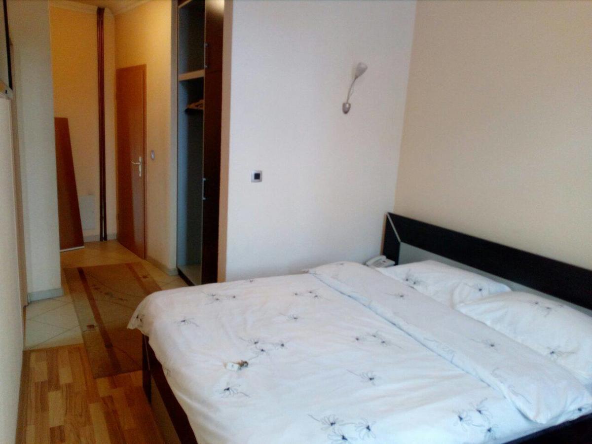 Bolero Hotel Ferizaj Buitenkant foto