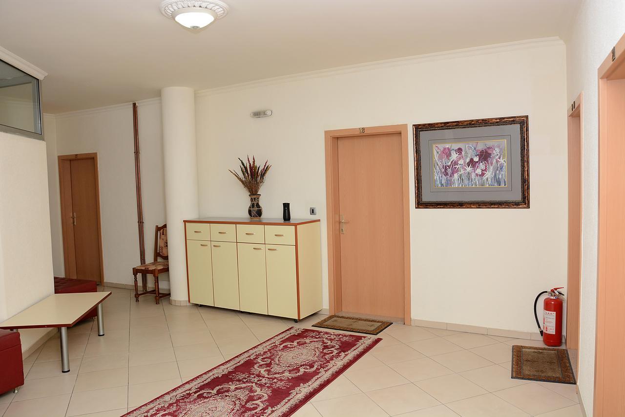 Bolero Hotel Ferizaj Buitenkant foto
