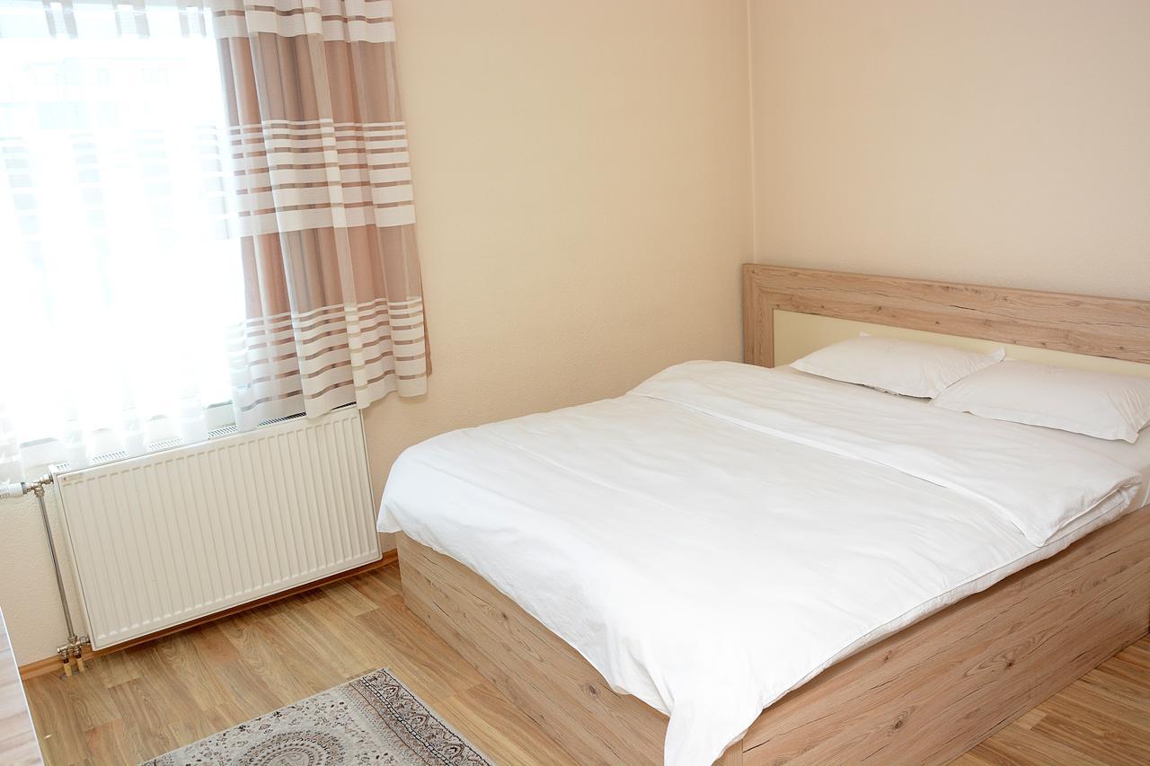 Bolero Hotel Ferizaj Buitenkant foto