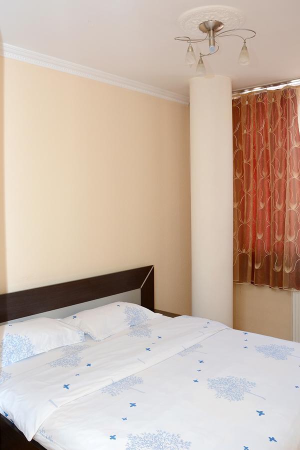 Bolero Hotel Ferizaj Buitenkant foto